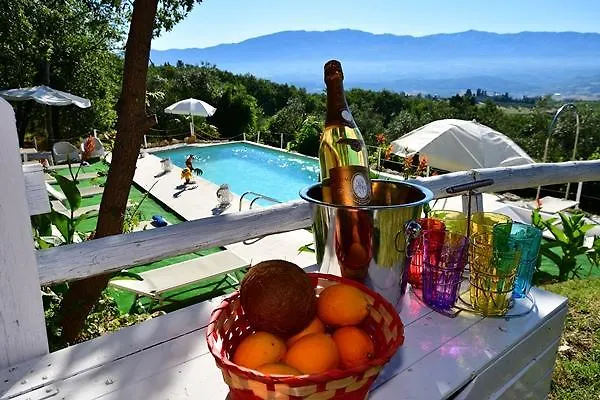 Farma Country Resort Il Frassine Rignano sullʼArno